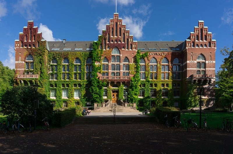 Sweden adds Iraq to eligible countries for prestigious SI Master's scholarship program
