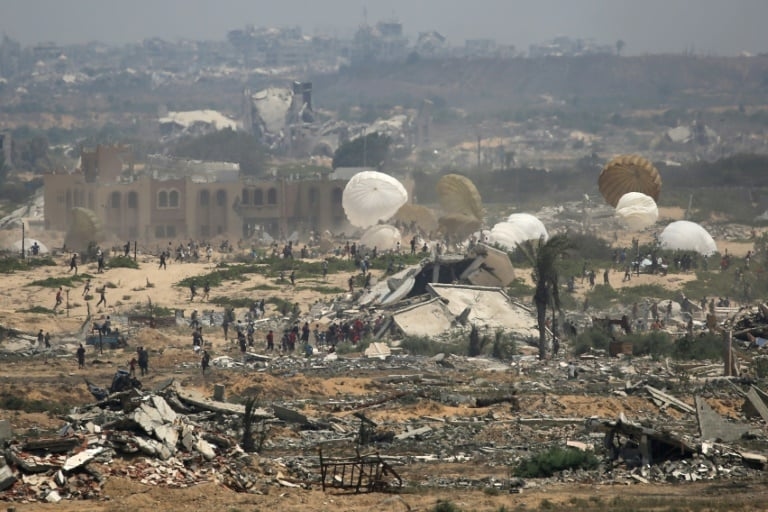 Palestinians await relief as mediators push for Gaza ceasefire