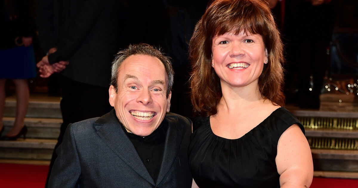 Warwick Davis's family facing 'difficult next chapter' as wife's inquest begins