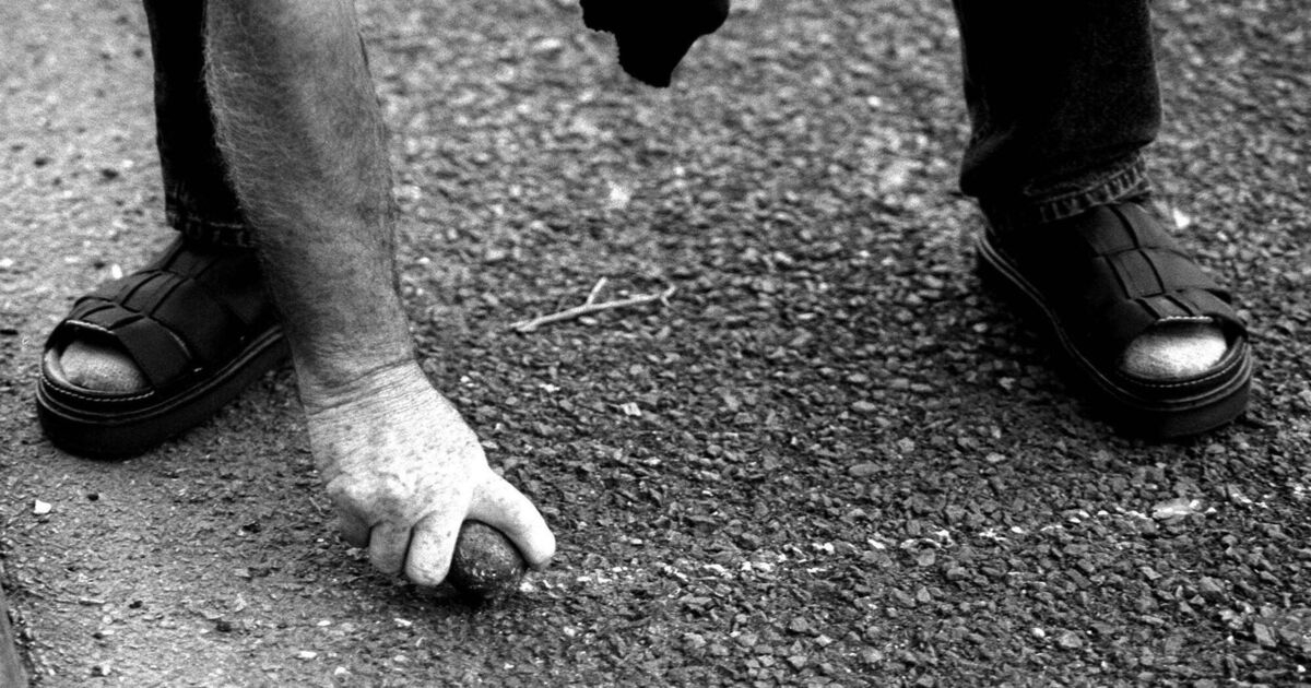 Road Bowling: Buckley beats Young in Munster Intermediate Championship