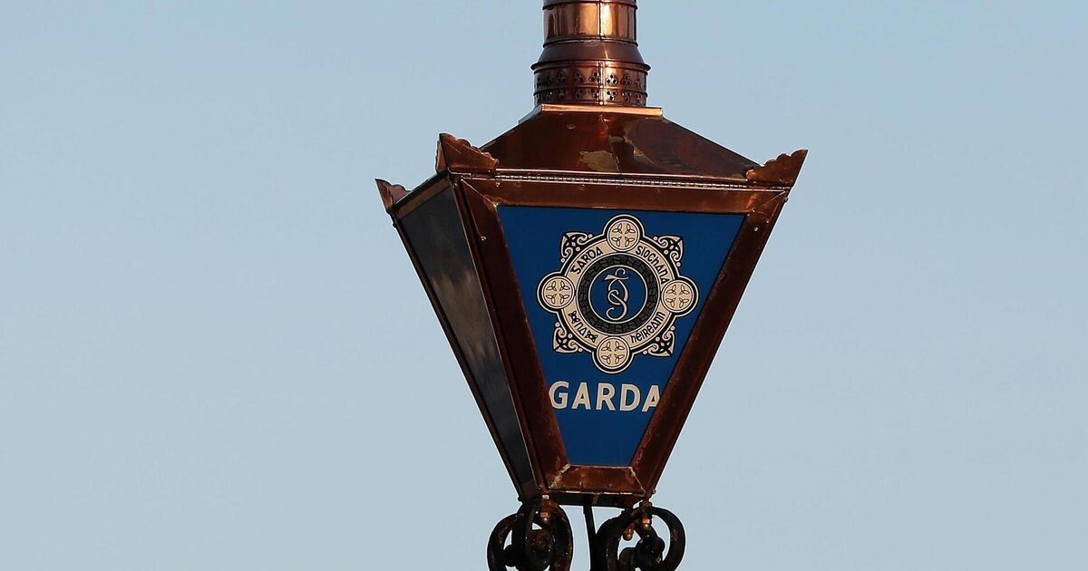 Man held at Dublin Airport by gardaí probing activities of Kinahan crime gang