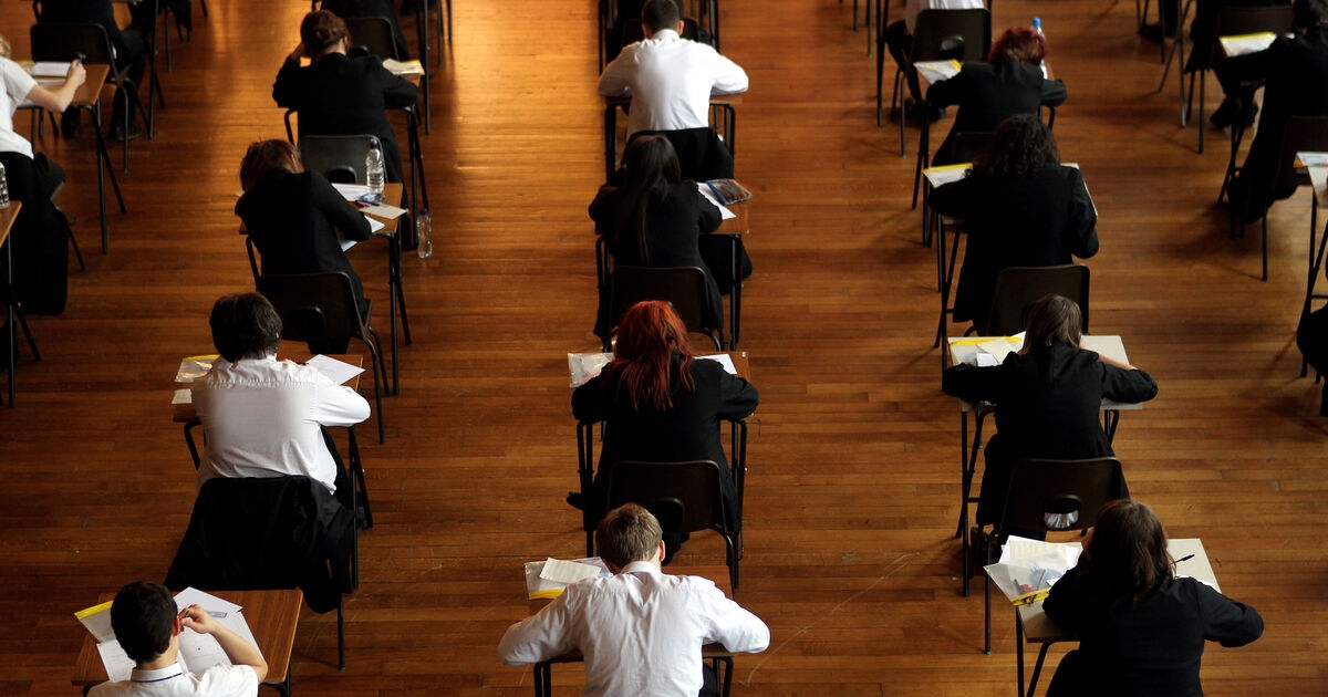 Colin Sheridan: Paradise lost? Today's teens miss out on beauty of yesterday's poetry