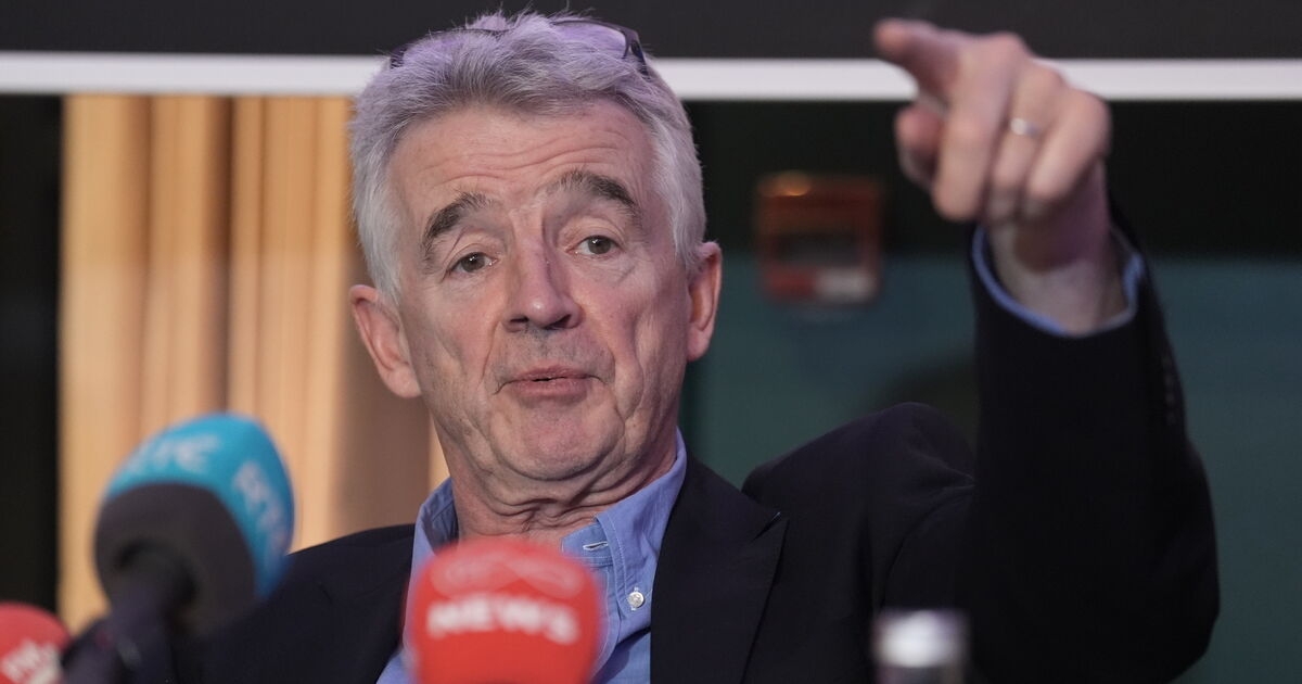 Ryanair boss Michael O'Leary on track for €100m bonus