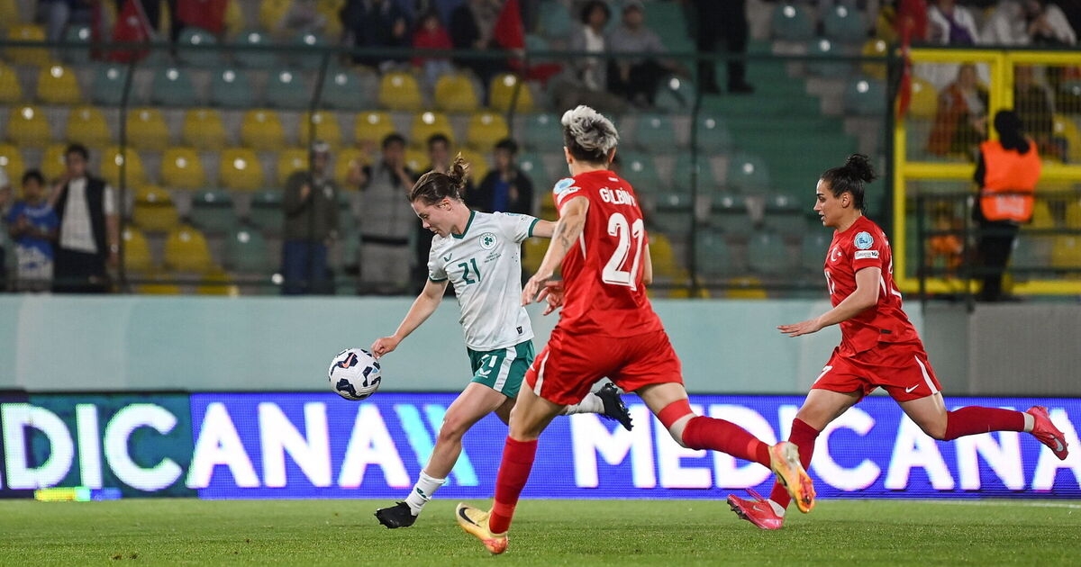 Ireland come from behind in Turkey to clinch battling win
