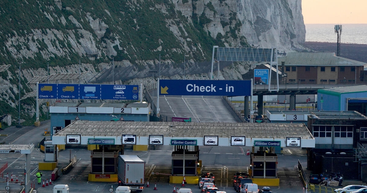 UK citizens face fingerprint checks each time they visit EU