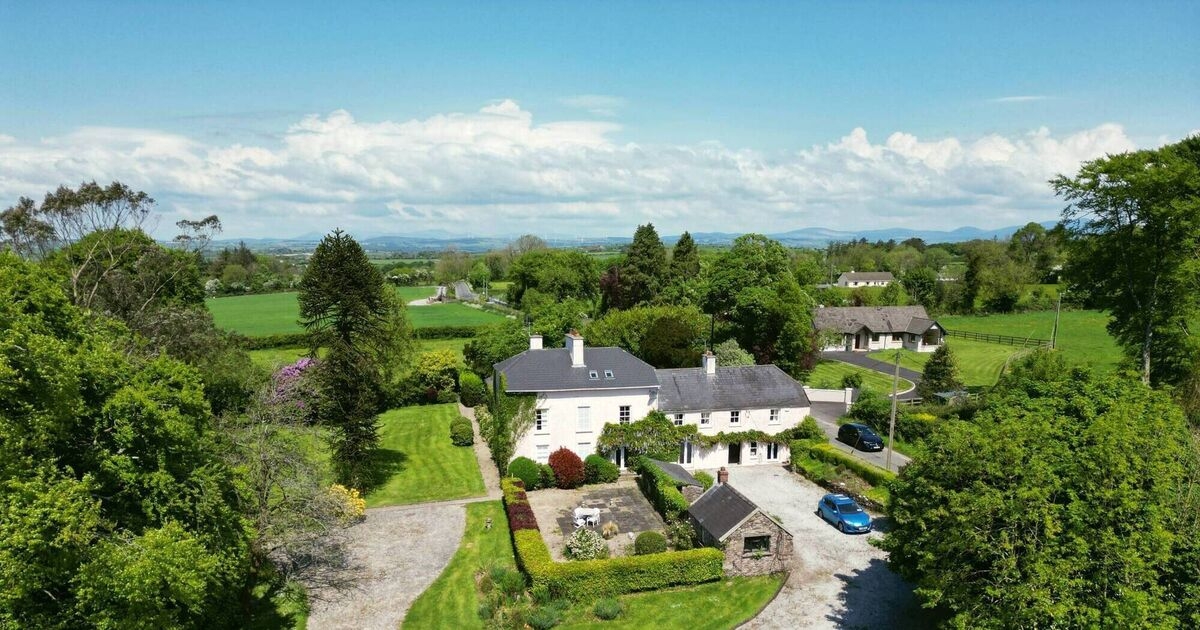 Period era Newtown Lodge could sell at a gallop