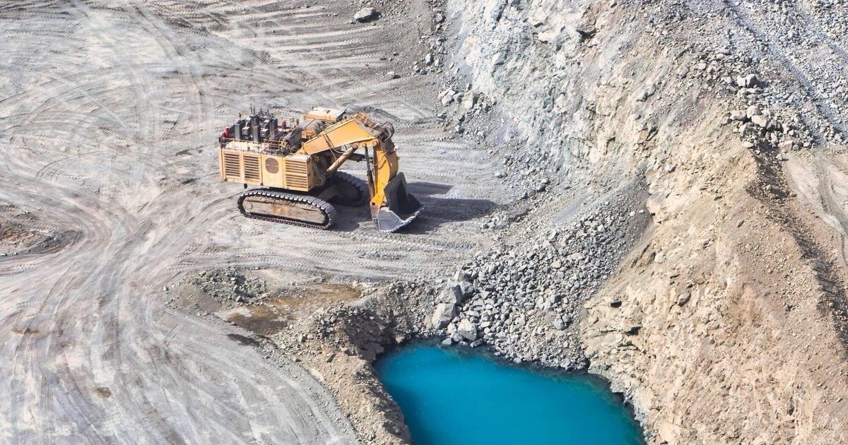 EU plans to mine in Greenland and Ukraine in critical minerals push