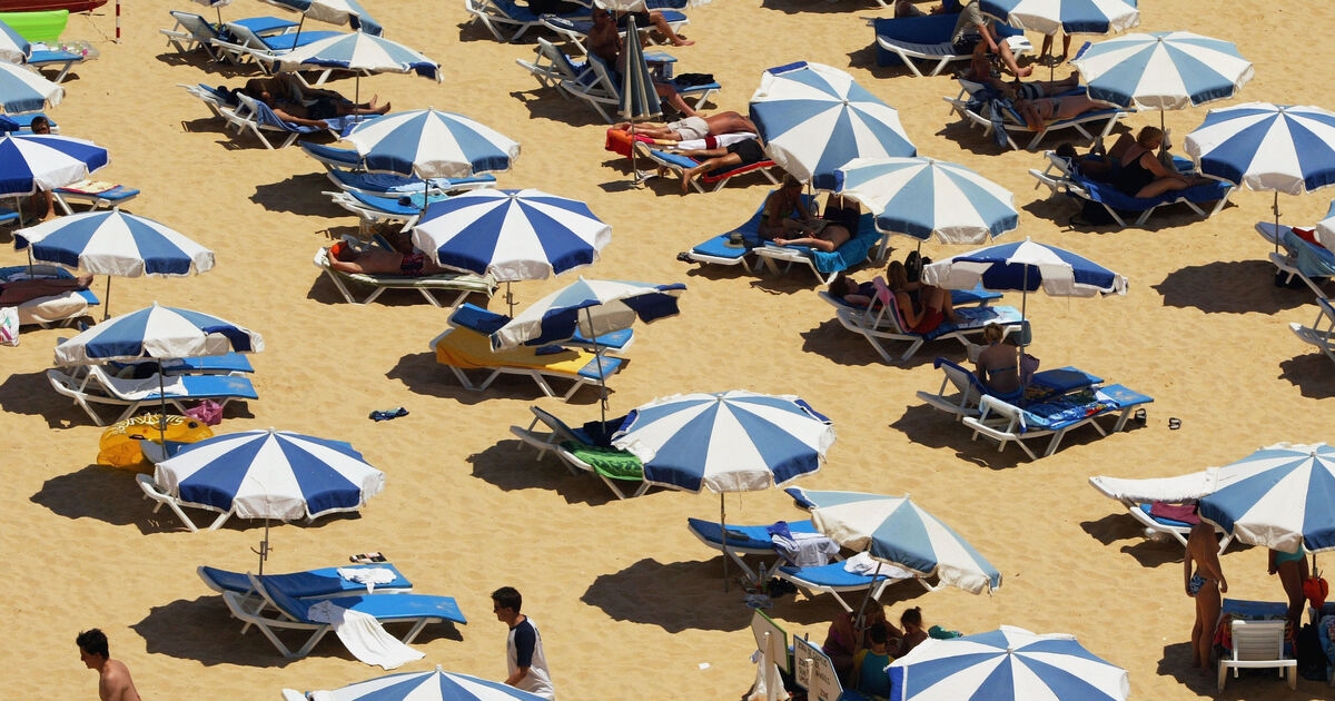 Tourists in Albufeira face fines in crackdown on nudity and drunken behaviour