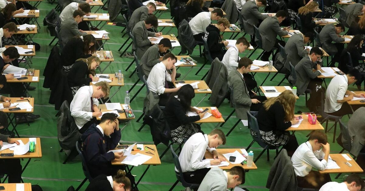 Tough French comprehension exam challenges Leaving Cert students
