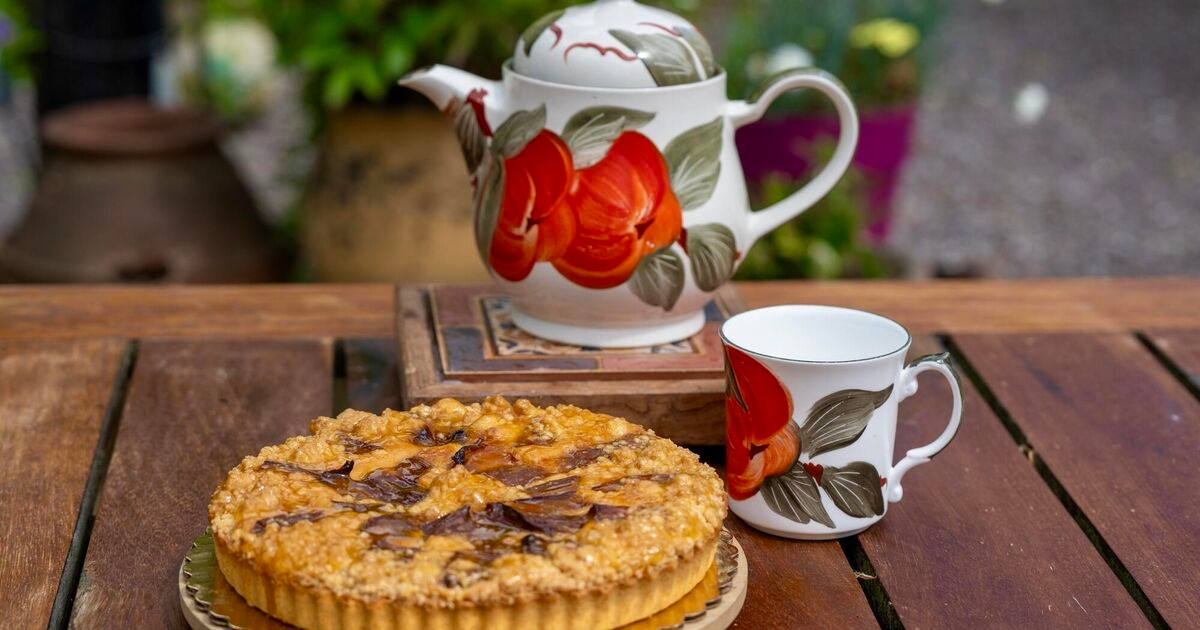 Top 8: show your Dad he's the upper-crust with these rhubarb tarts