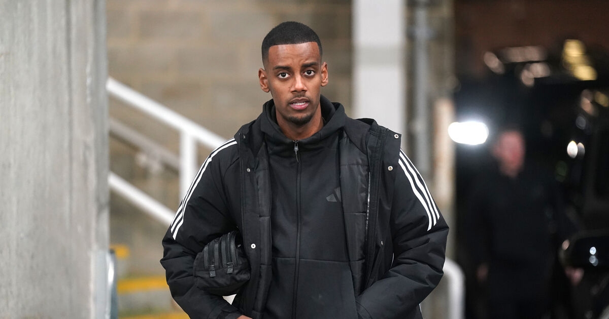 Alan Shearer says Alexander Isak statement poured ‘flames on the fire'