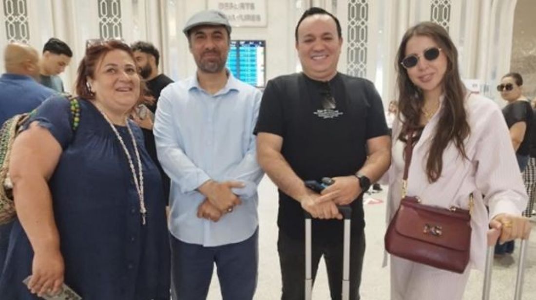 علاء الشابي وزوجته ريهام وهالة الذوادي يستعدون لمغادرة الأراضي الايرانية