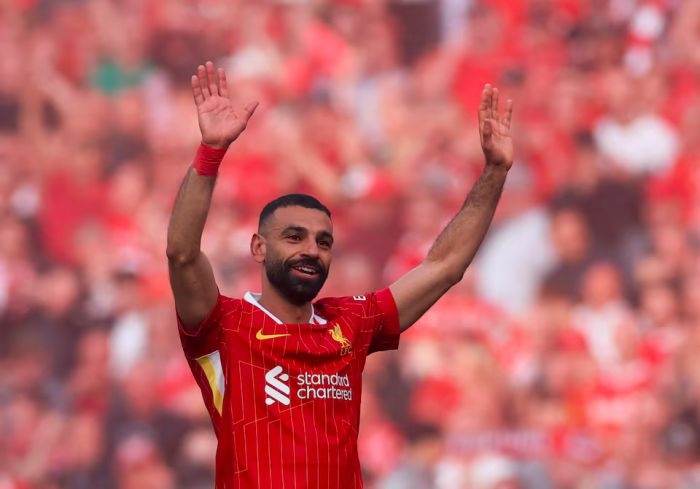 محمد صلاح يحرز جائزة أفضل لاعب في إنجلترا للمرة الثالثة.. ويعادل رقم تييري هنري القياسي