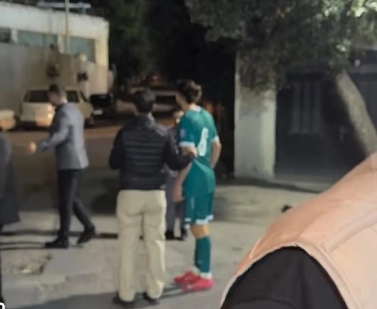 المنتخب العراقي ينسى لاعبا في ستاد عمان!