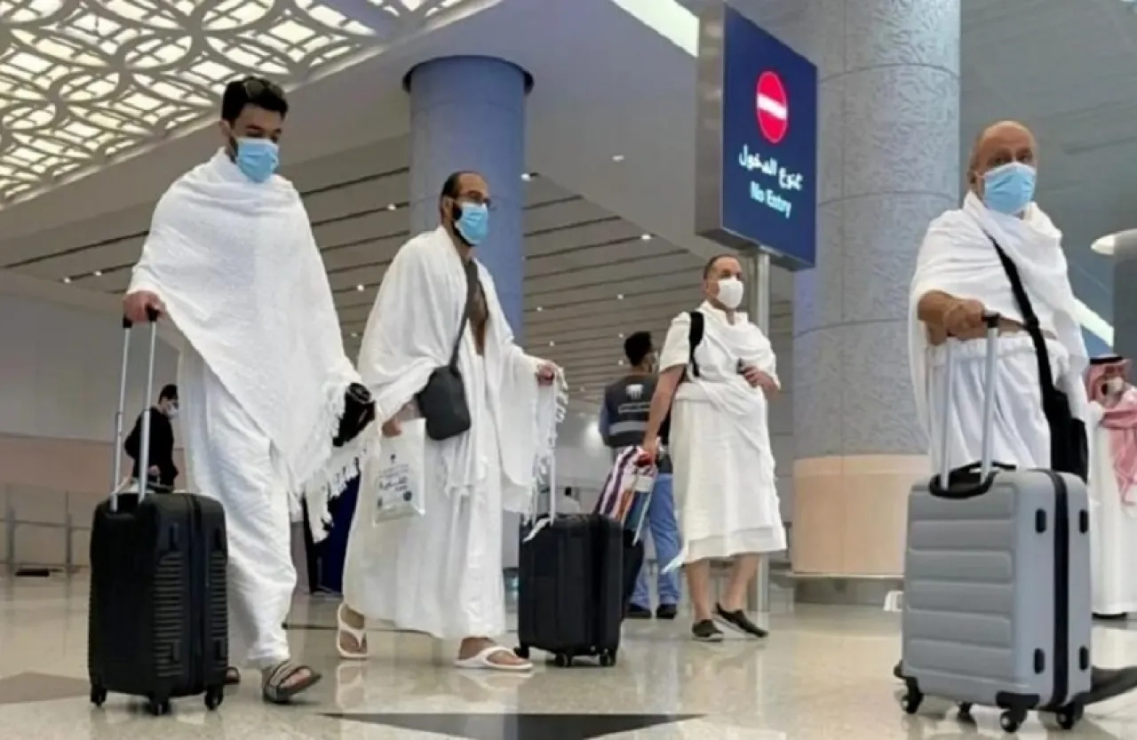 مع اقتراب موسم الحج.. منع مئات المصريين من السفر إلى السعودية
