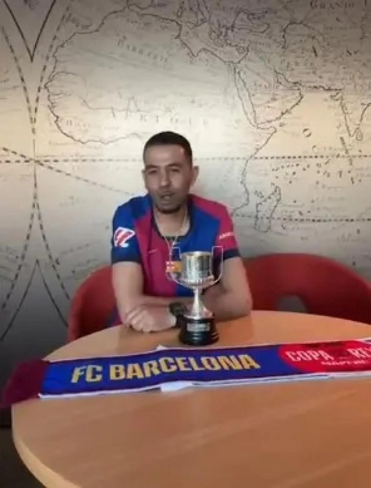والد يامال عن حبه للريال: لا أهتم.. برشلونة من يطعمني الآن