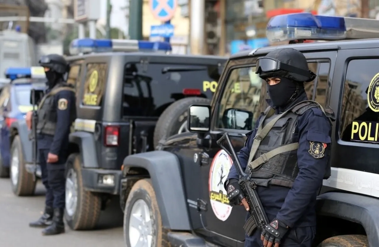 بالفيديو .. خطف طفل من بين يدي والدته في مصر