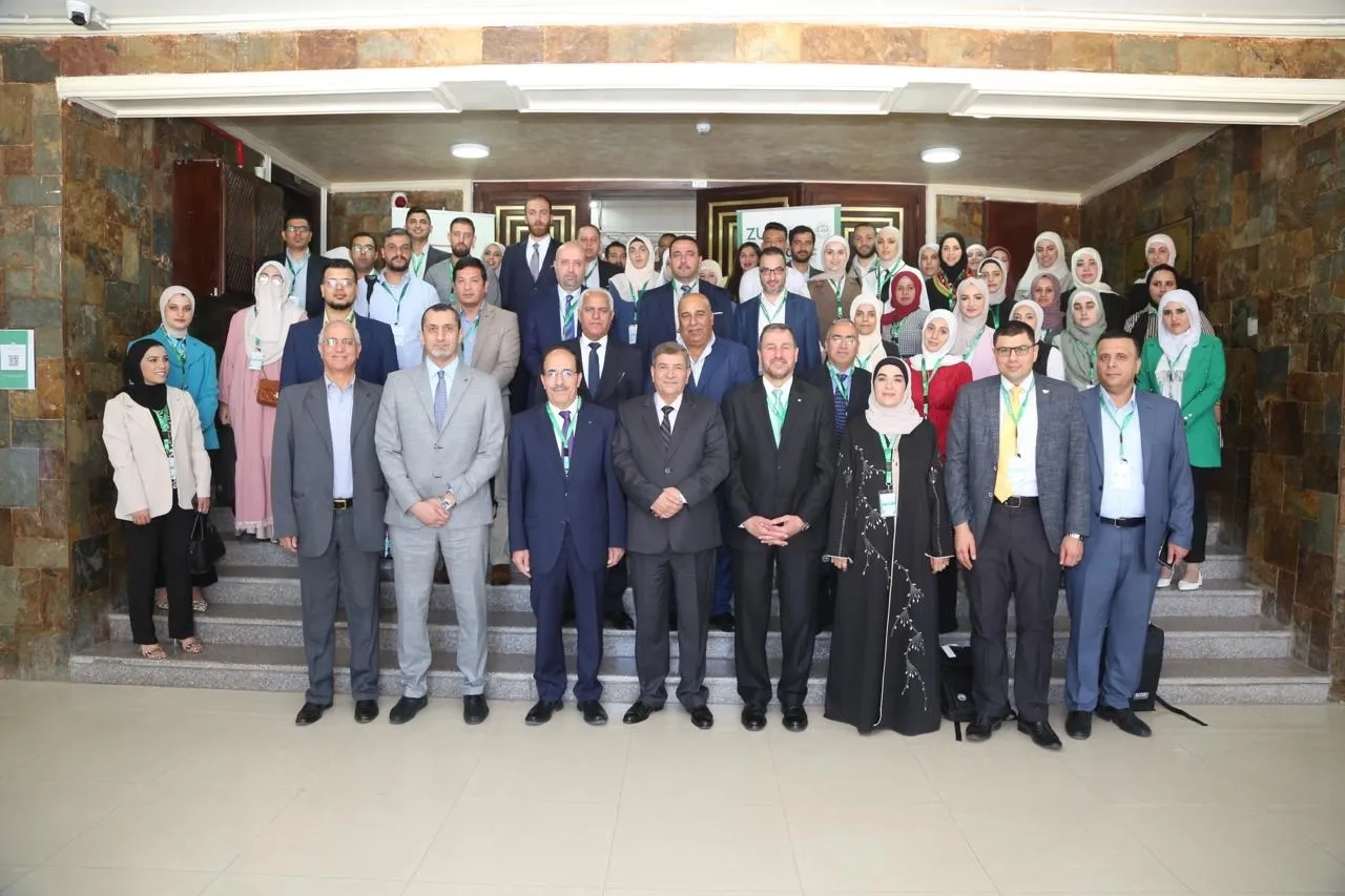 رئيس جامعة الزيتونة الأردنية يرعى انطلاق فعاليات المؤتمر العلمي الثاني لطلبة الدراسات العليا