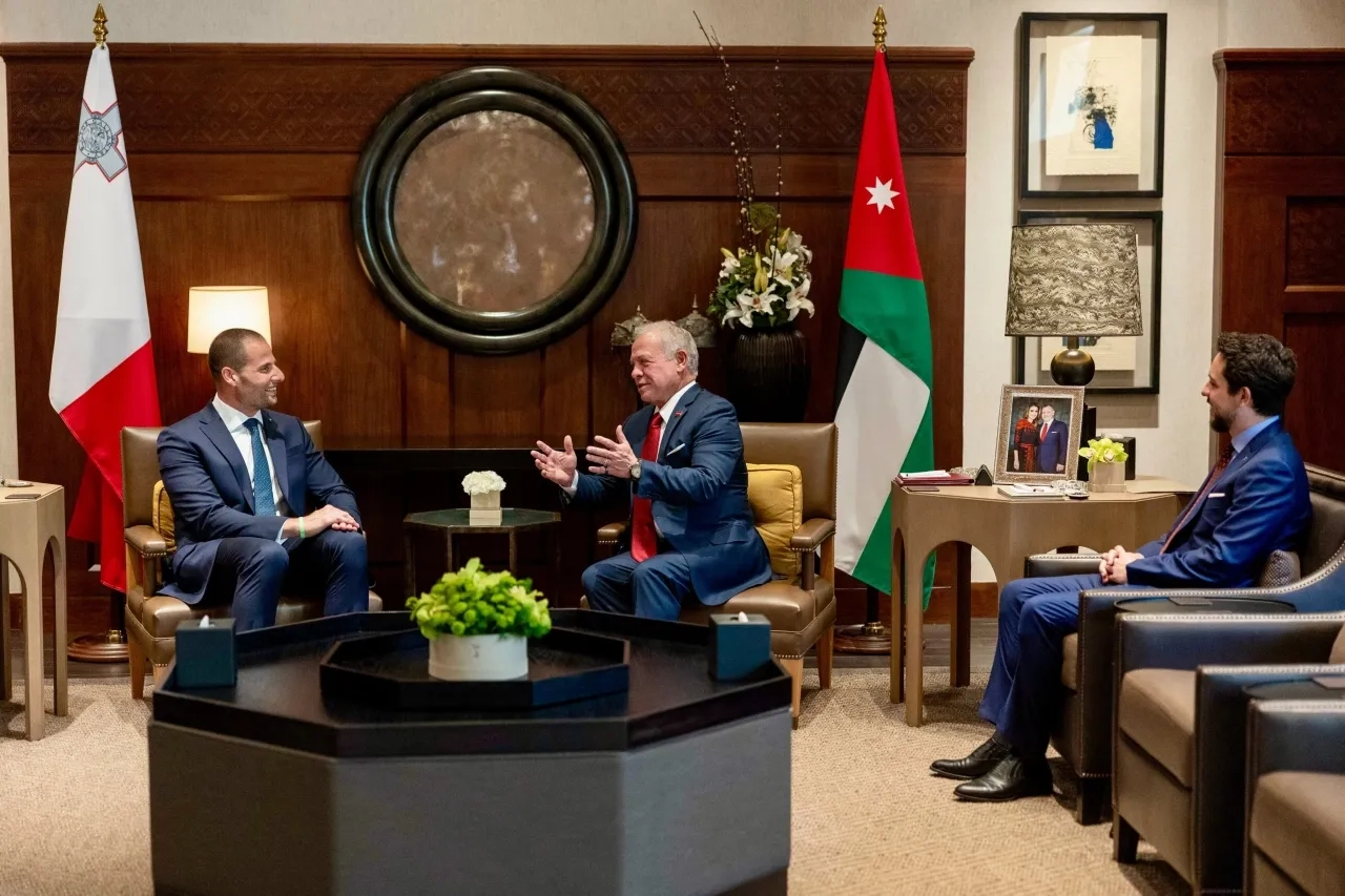 الملك : التصعيد في الضفة الغربية والقدس ومحاولات تهجير الفلسطينيين يهددان استقرار المنطقة بأكملها