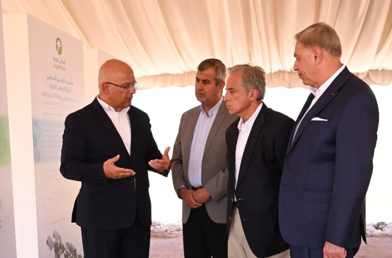رئيس الوزراء: يشيد بجهود شركة البوتاس العربية ضمن مشروع المسؤوليَّة المجتمعيَّة