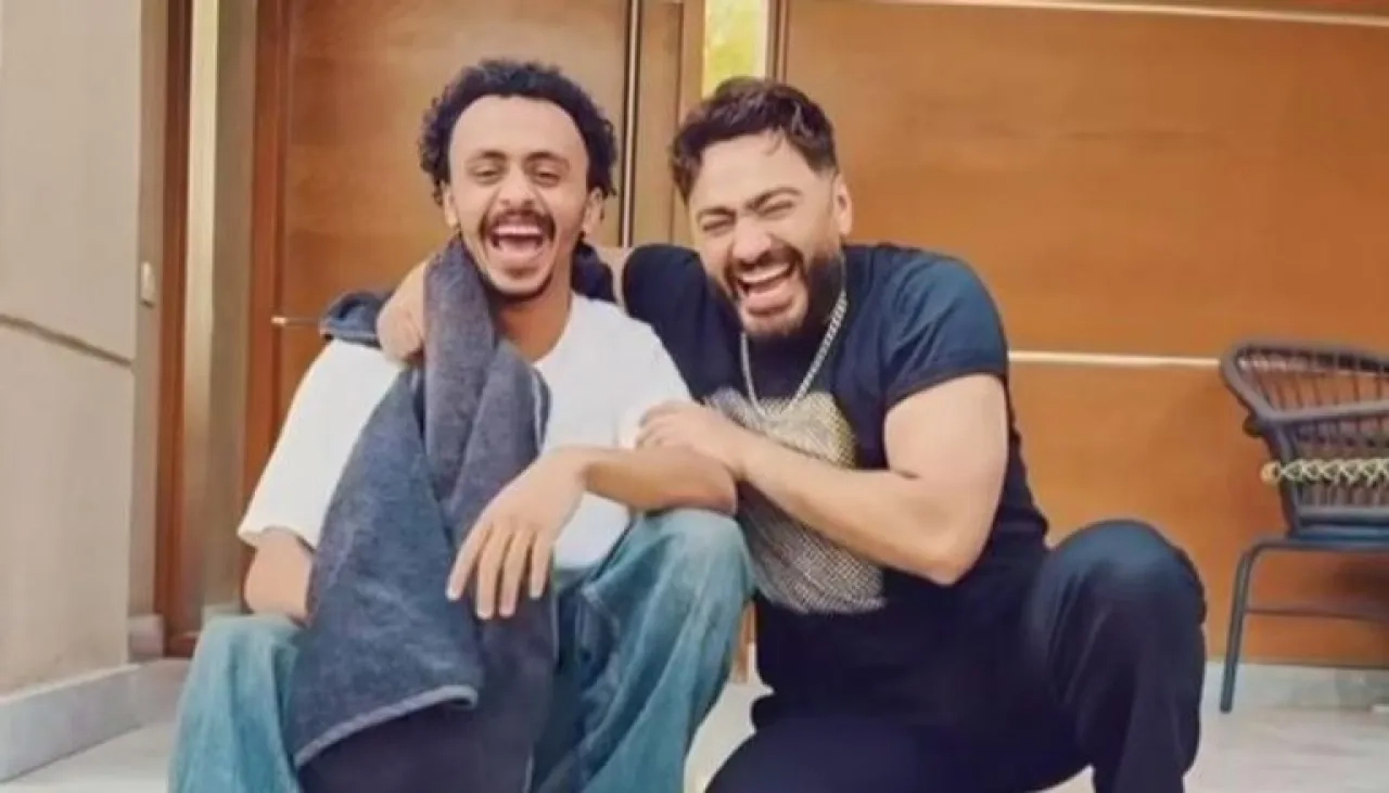 رسالة مؤثر من كزبرة إلى تامر حسني قبل طرح «قلودة»