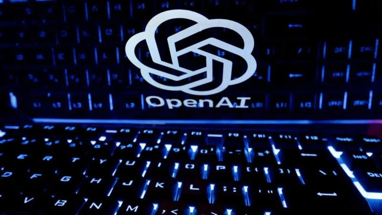 OpenAI تعمل على تطوير جهاز ذكي بدون شاشة