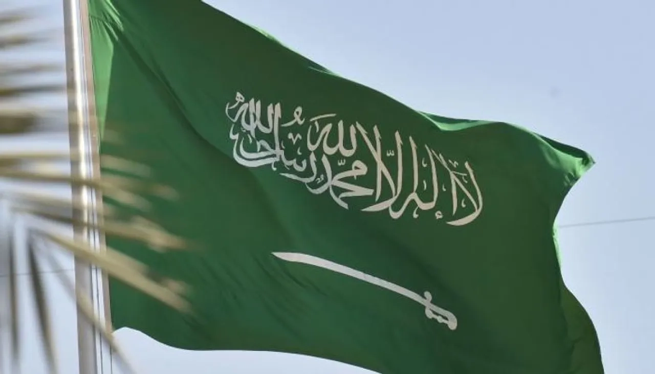 السعودية توضح حقيقة رفع الحظر عن المشروبات الكحولية.. إليك التفاصيل