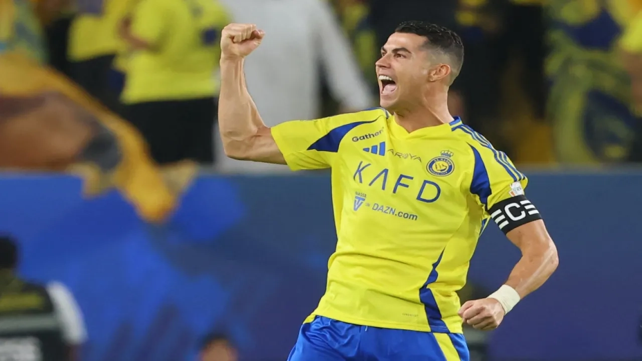 مفاوضات صعبة مع رونالدو لإبقائه في الدوري السعودي