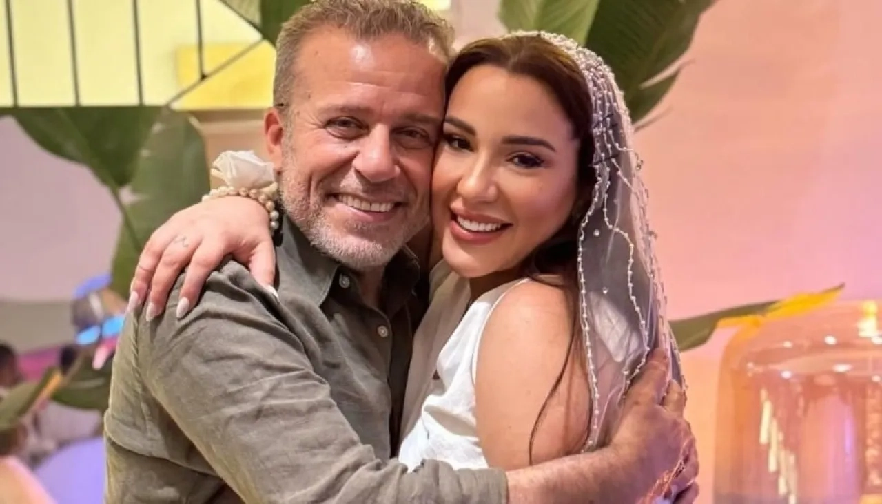 أسما شريف منير تعلن زواجها للمرة الثالثة
