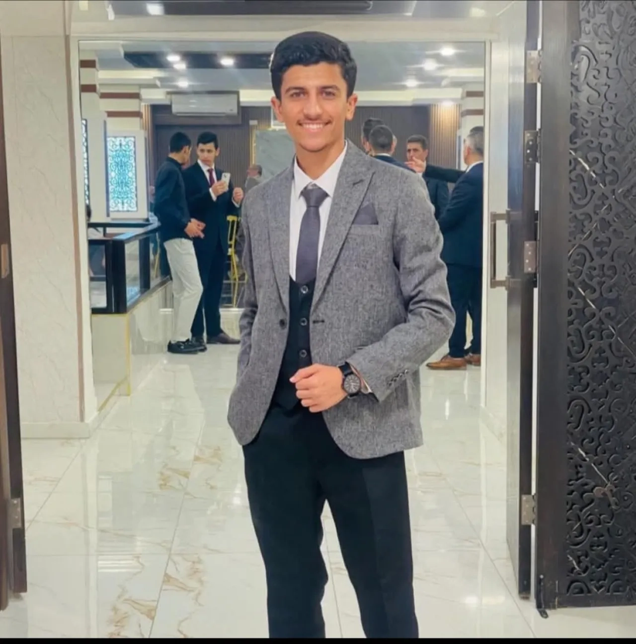 خالد أيمن مشاعلة في ذمة الله