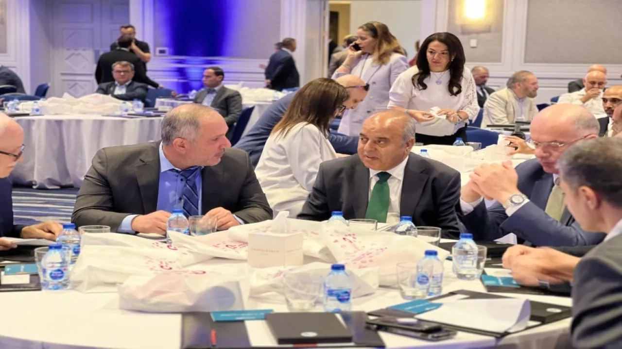 محافظة: الأردن من أوائل الدول التي تدرّس المهارات الرقمية والثقافة المالية