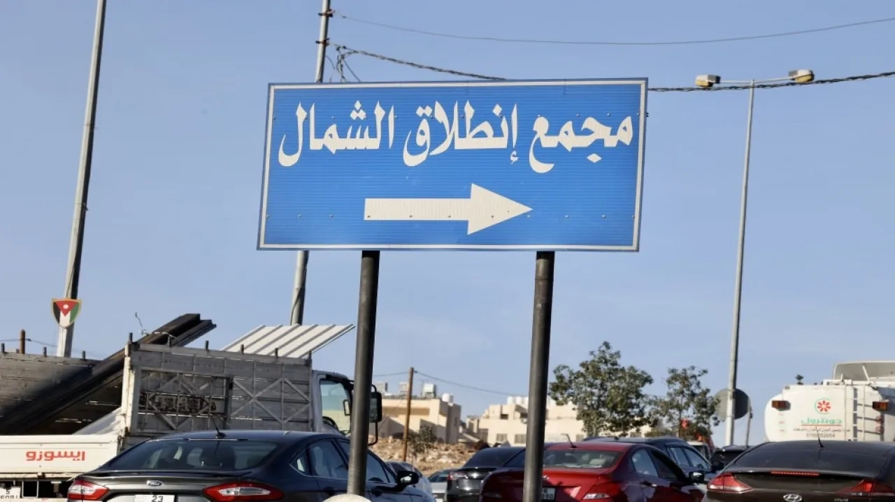وزارة النقل تطلق خط إربد – عمّان على محورين رئيسيين