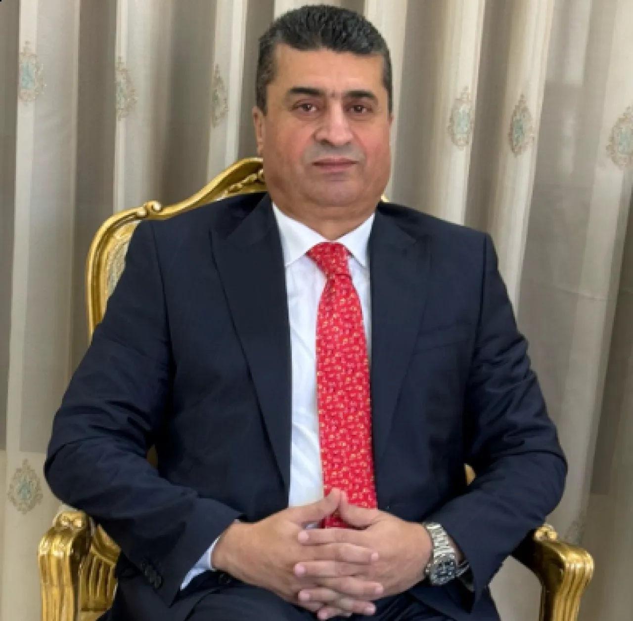 العوايشة يوجه رسالة بعد تعيينه محافظًا
