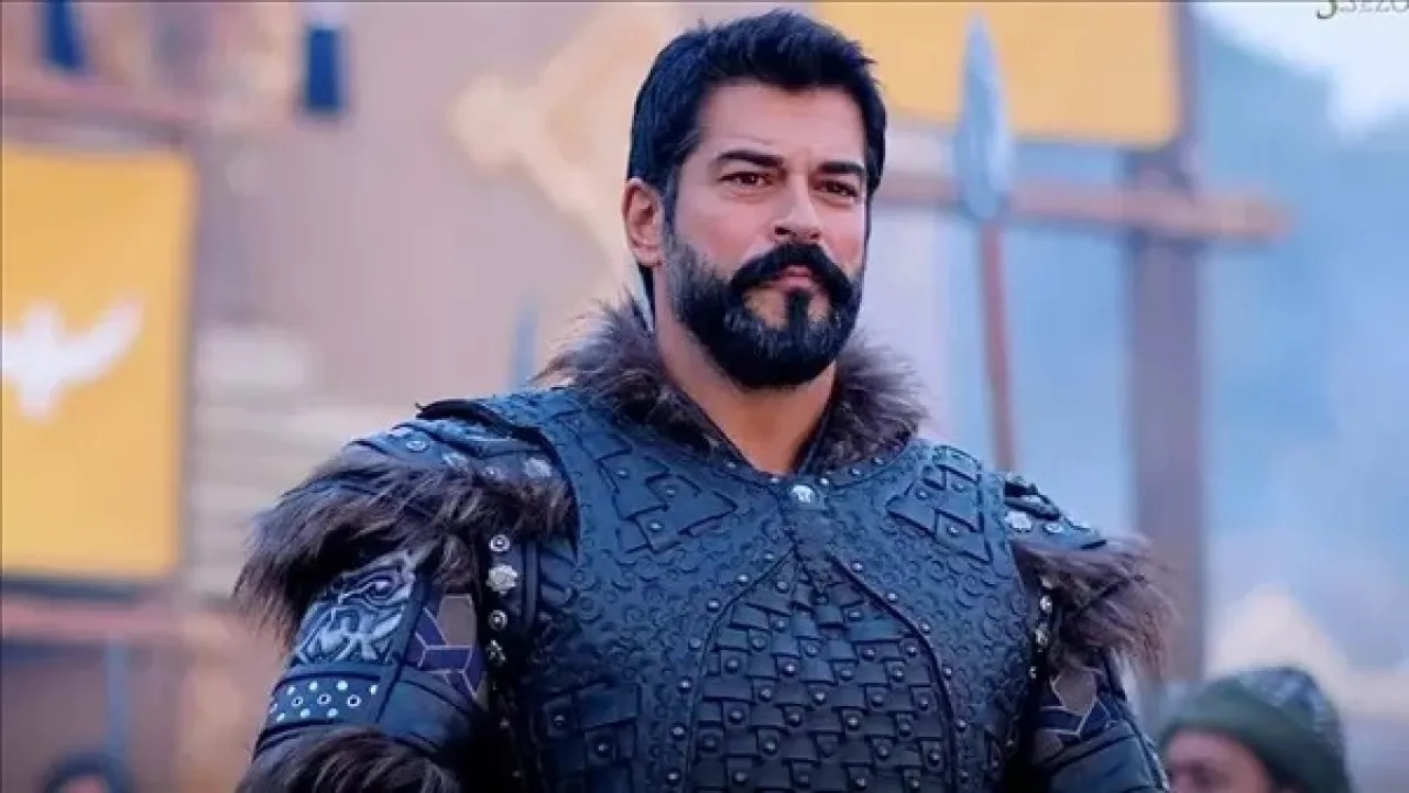 انسحاب بوراك أوزغيفيت من (المؤسس عثمان) يشعل جدلاً واسعاً