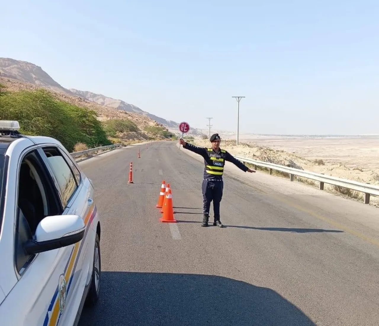 الأردن .. الدوريات الخارجية تنصح السائقين