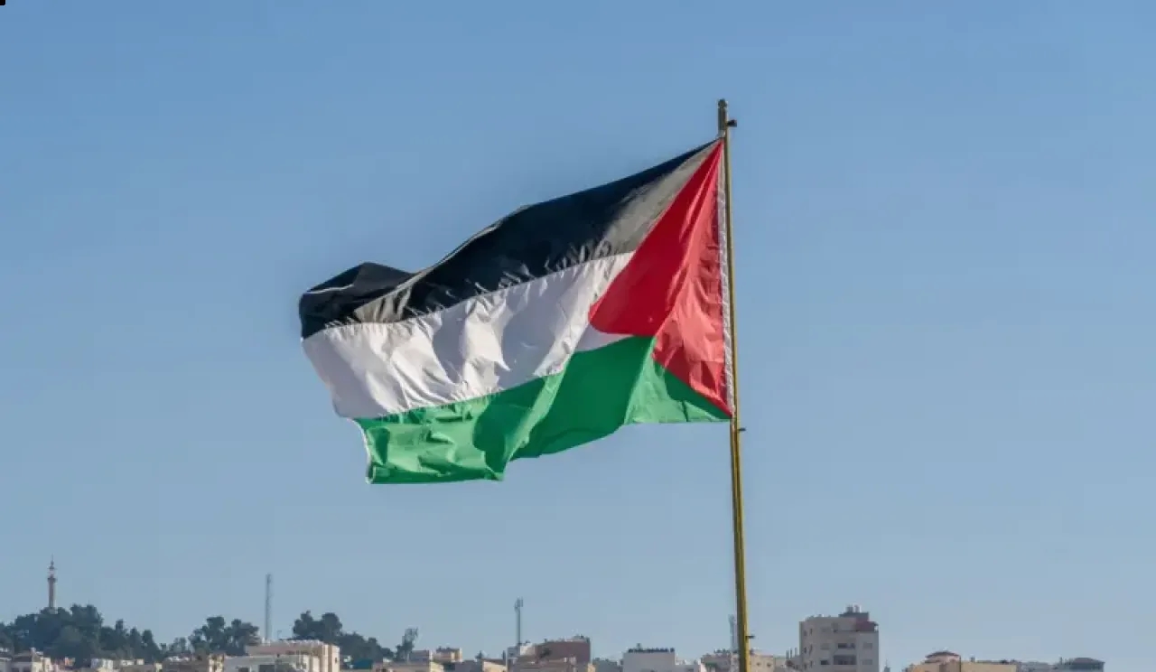 100 نائب بريطاني يوقعون رسالة تطالب رئيس الوزراء بالاعتراف بفلسطين