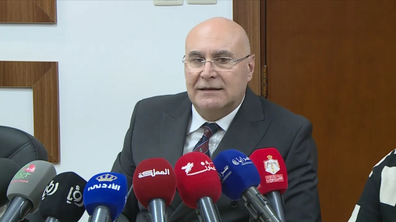 شحادة: اتفاقية مستشفى مأدبا تعكس جدية الحكومة بالارتقاء بالخدمات الصحية