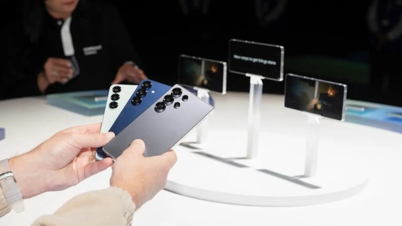 Galaxy S26 Pro قد يطيح بالهاتف الاقتصادي المفضل من سامسونغ
