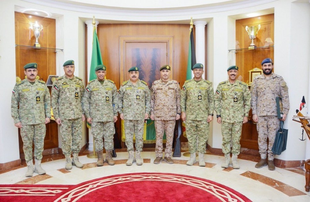 Kuwait National Guard, Saudi Military Attache discuss bilateral coop.