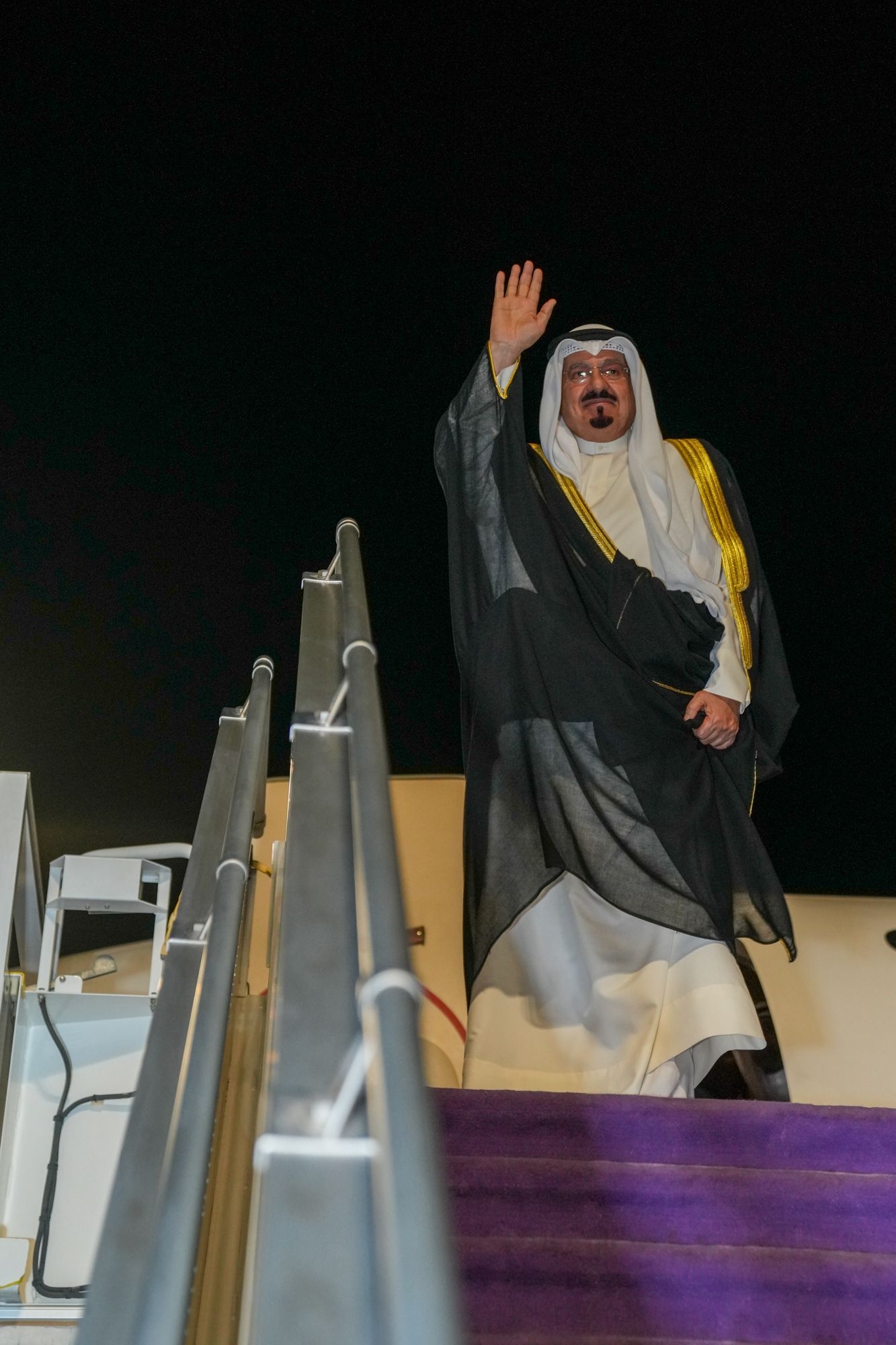 Kuwait Premier departs Saudi Arabia after official visit
