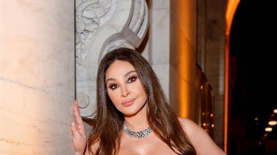 "يا رب يكون عيد مليان بالسلام والفرح"... إليسا تعايد متابعيها برسالة مميزة