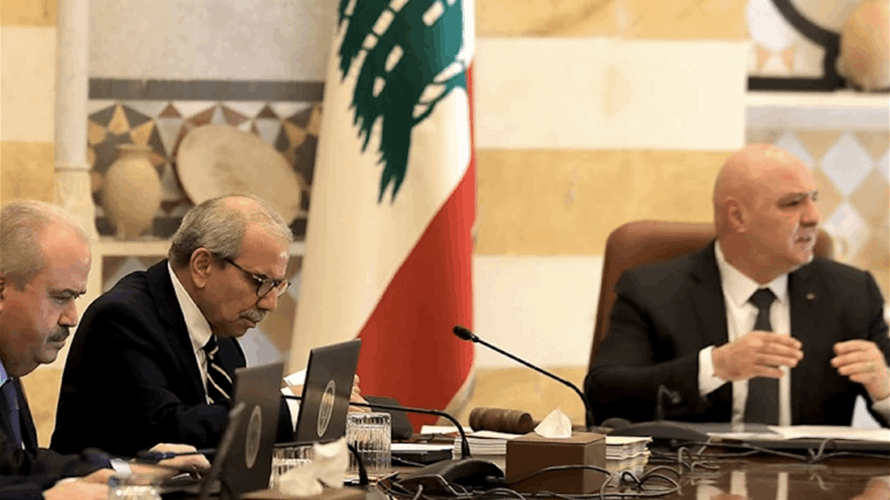 معلومات 'الأخبار': مفوّض الحكومة بالتّكليف لدى مجلس الإنماء والإعمار حمل الملفّات إلى منزله