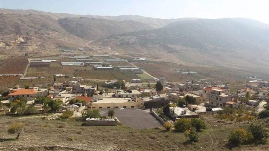 Fainting incidents and overcrowding briefly suspend voting in Kfar Zabad