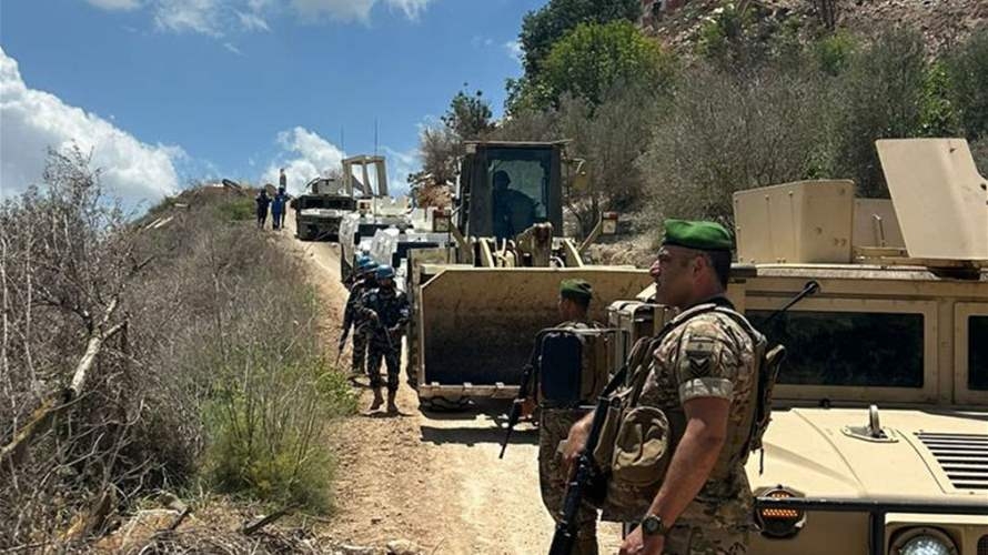 الجيش: تفكيك جهاز تجسس وإزالة ١٣ ساترًا ترابيًّا أقامها العدو الإسرائيلي في بلدة بليدا