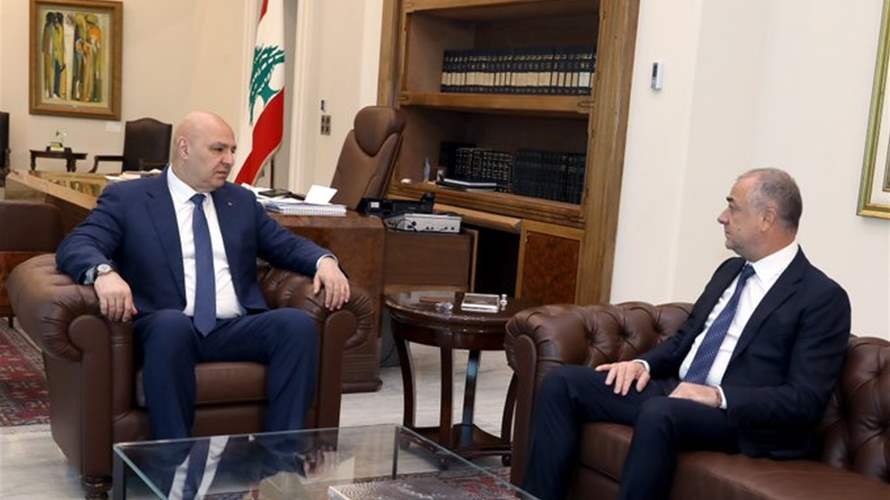 الرئيس عون تابع إجراءات تأمين عودة اللبنانيين العالقين واطلع من بوصعب على نقاشات اللجنة النيابية لمشاريع قوانين الانتخاب