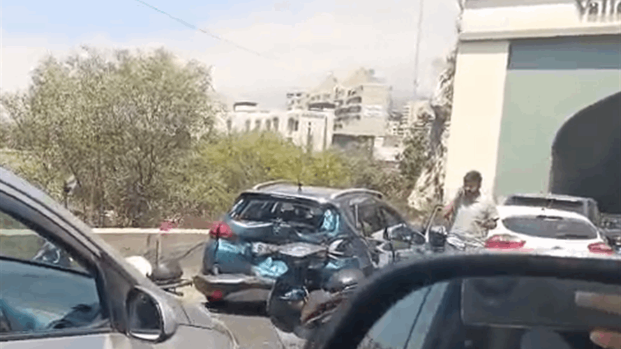 حادث سير بين ست سيارات عند نفق نهر الكلب باتجاه جونيه