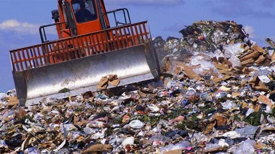 بلدية كفرتبنيت ناشدت المساعدة على إيجاد حل جذري للدخان المنبعث من مكب النفايات القديم المقفل