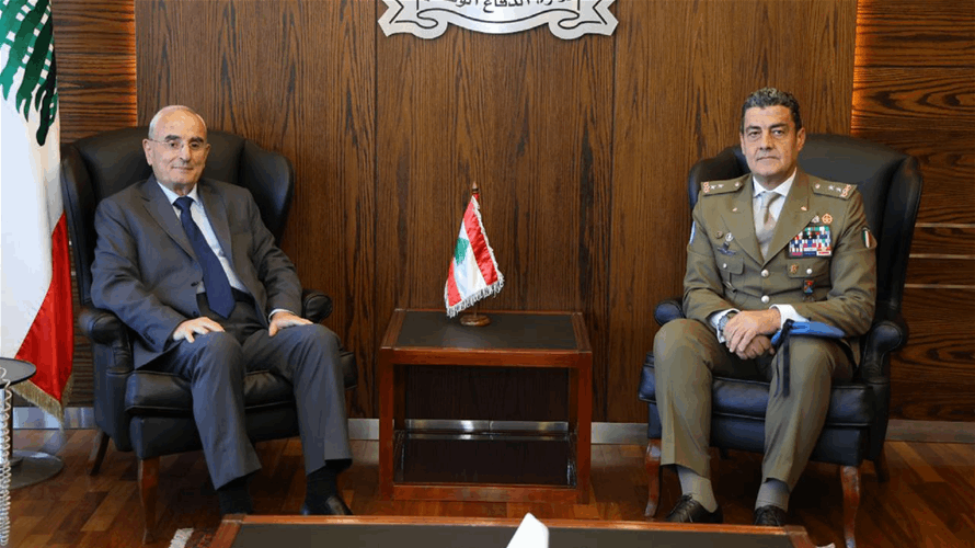 وزير الدفاع: لتكثيف الضغوط الدولية على العدو الإسرائيلي للإنسحاب الكامل من الجنوب