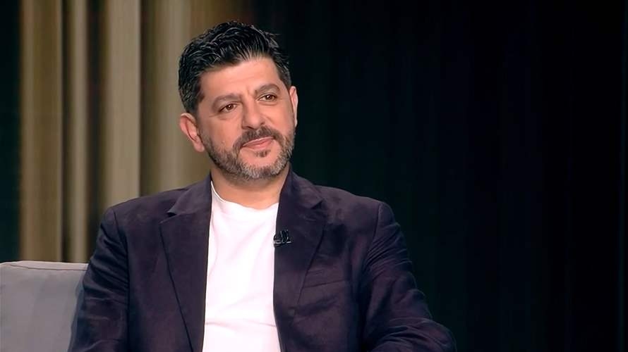 "زوجتي علوية وأنا مسيحي ونحن سعداء جدا"... طوني عيسى: هدفي ليس الألقاب ولن أتوقف عن التمثيل