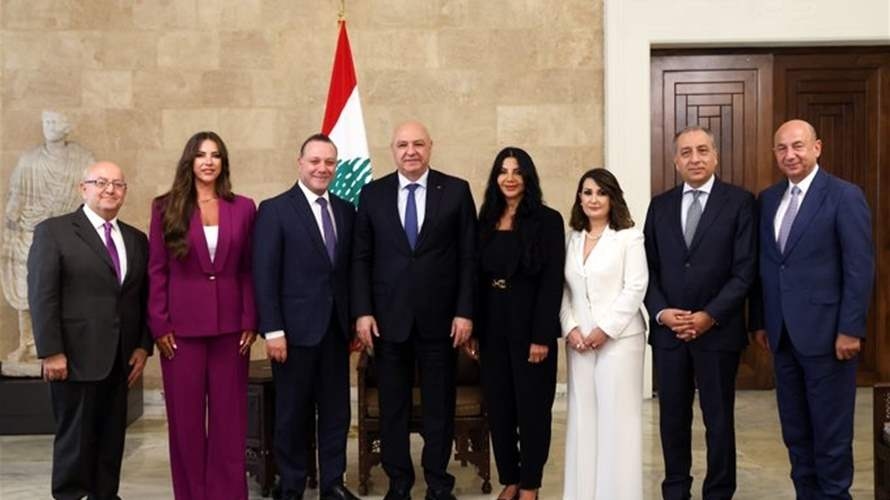 ​​​​​​​الرئيس عون استقبل وفد "نادي الصحافة": المفاوضات مع حزب الله تتقدم وهناك تجاوب حول الأفكار المطروحة